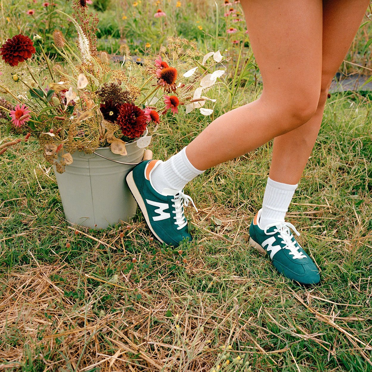 MESTARI - POSY GREEN / WHITE