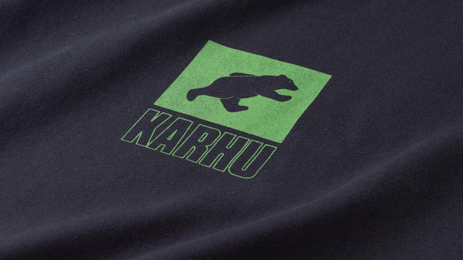 SPORT BEAR LOGO T–SHIRT - NIGHT SKY / SUMMER GREEN