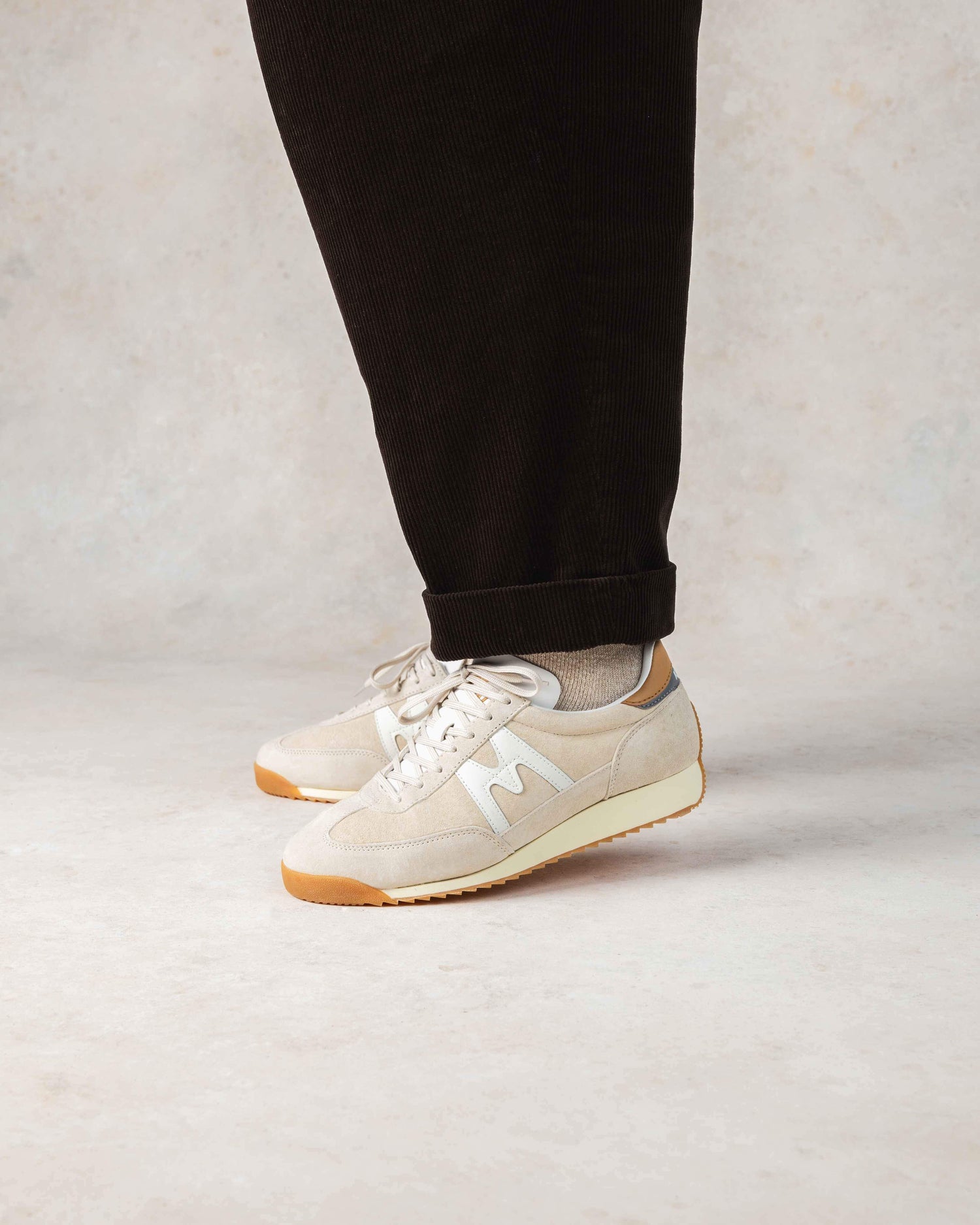 MESTARI - TURTLEDOVE / BRIGHT WHITE