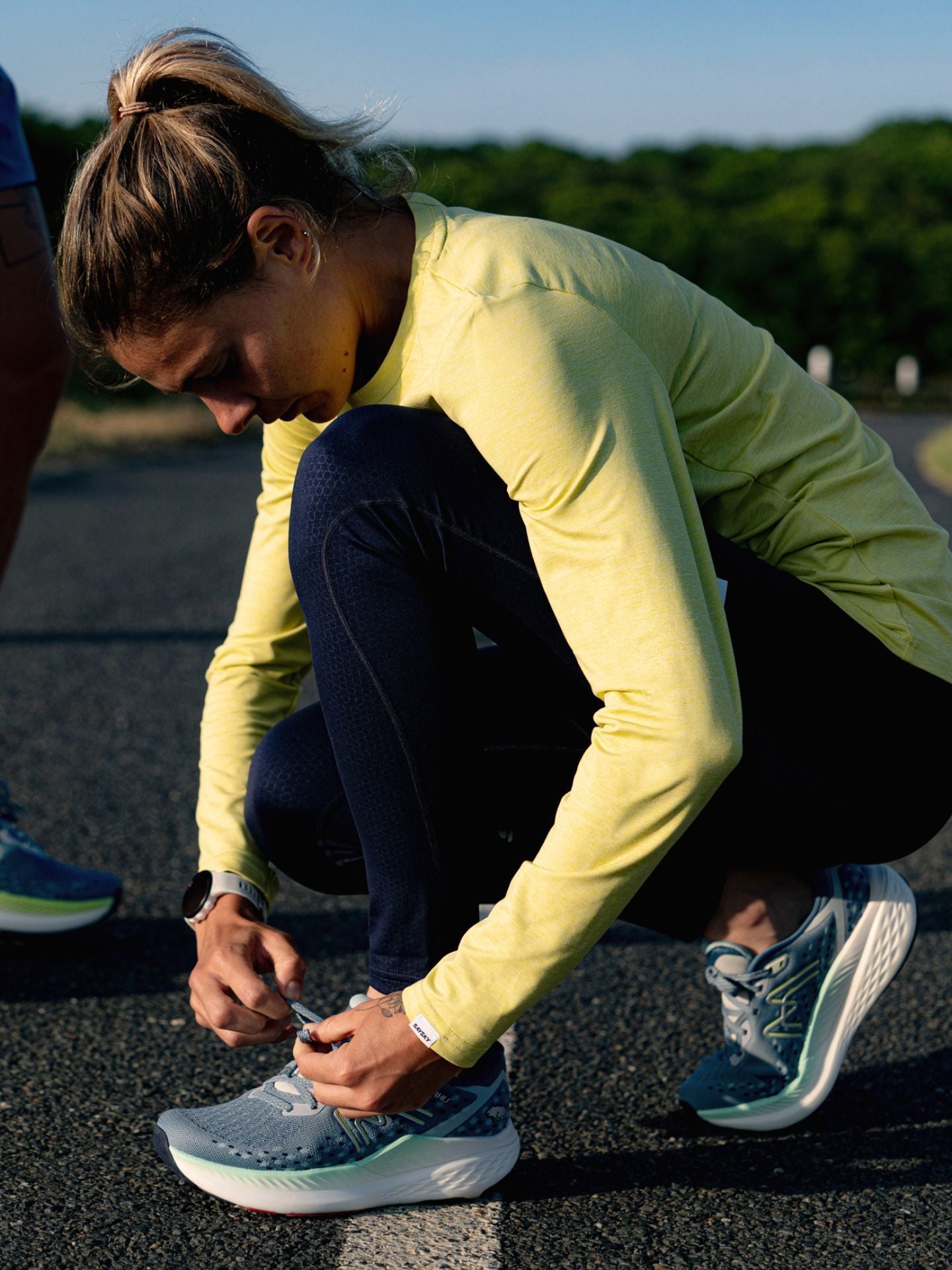 WOMEN'S MESTARI RUN - CITADEL / HONEY DEW