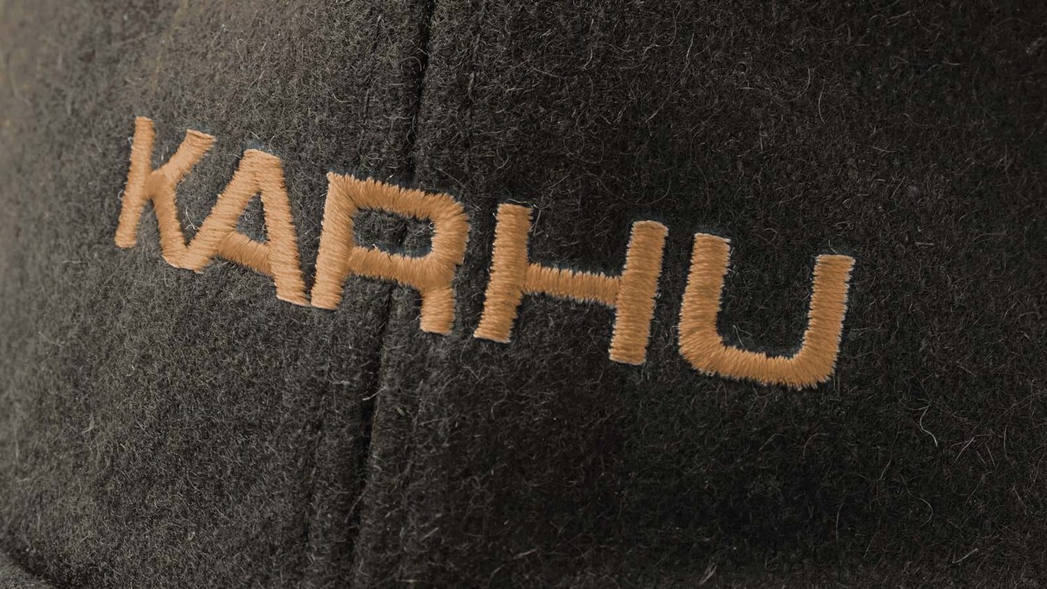 KARHU LOGO CAP - DARK OLIVE / BROWN SUGAR