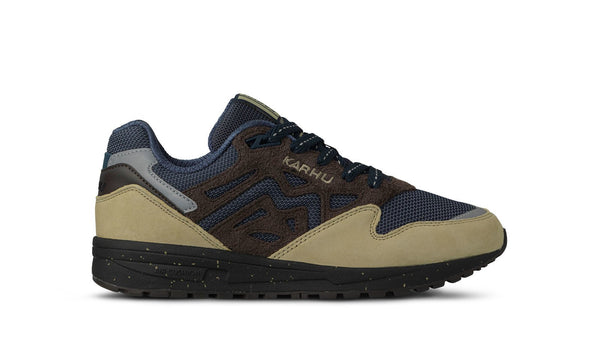 Karhu Legacy 96 – Pale Olive Green / Chocolate Torte | Comfortable