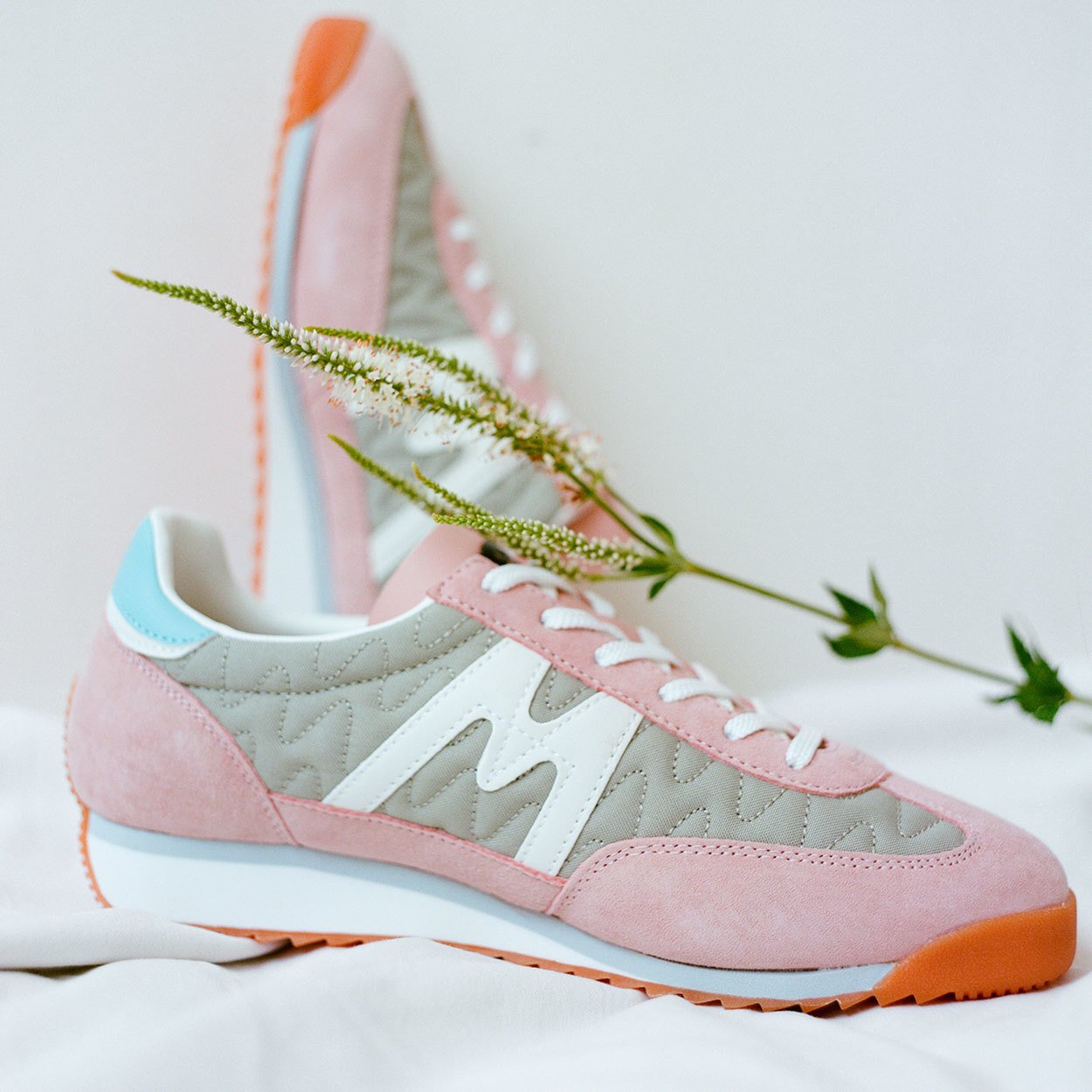 MESTARI - CAMEO ROSE / WHITE