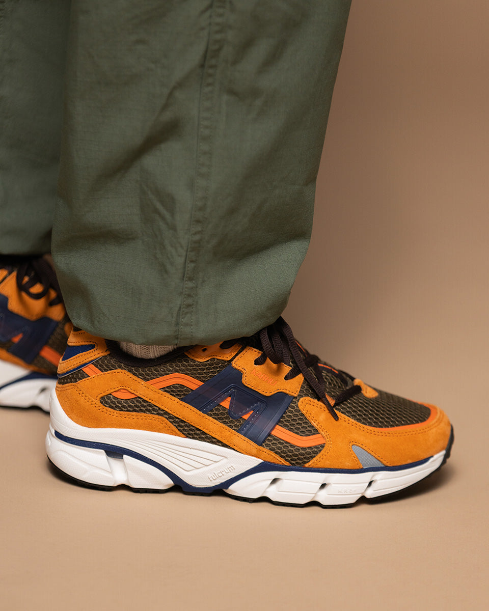 SUPER FULCRUM - NUGGET / NAVY PEONY