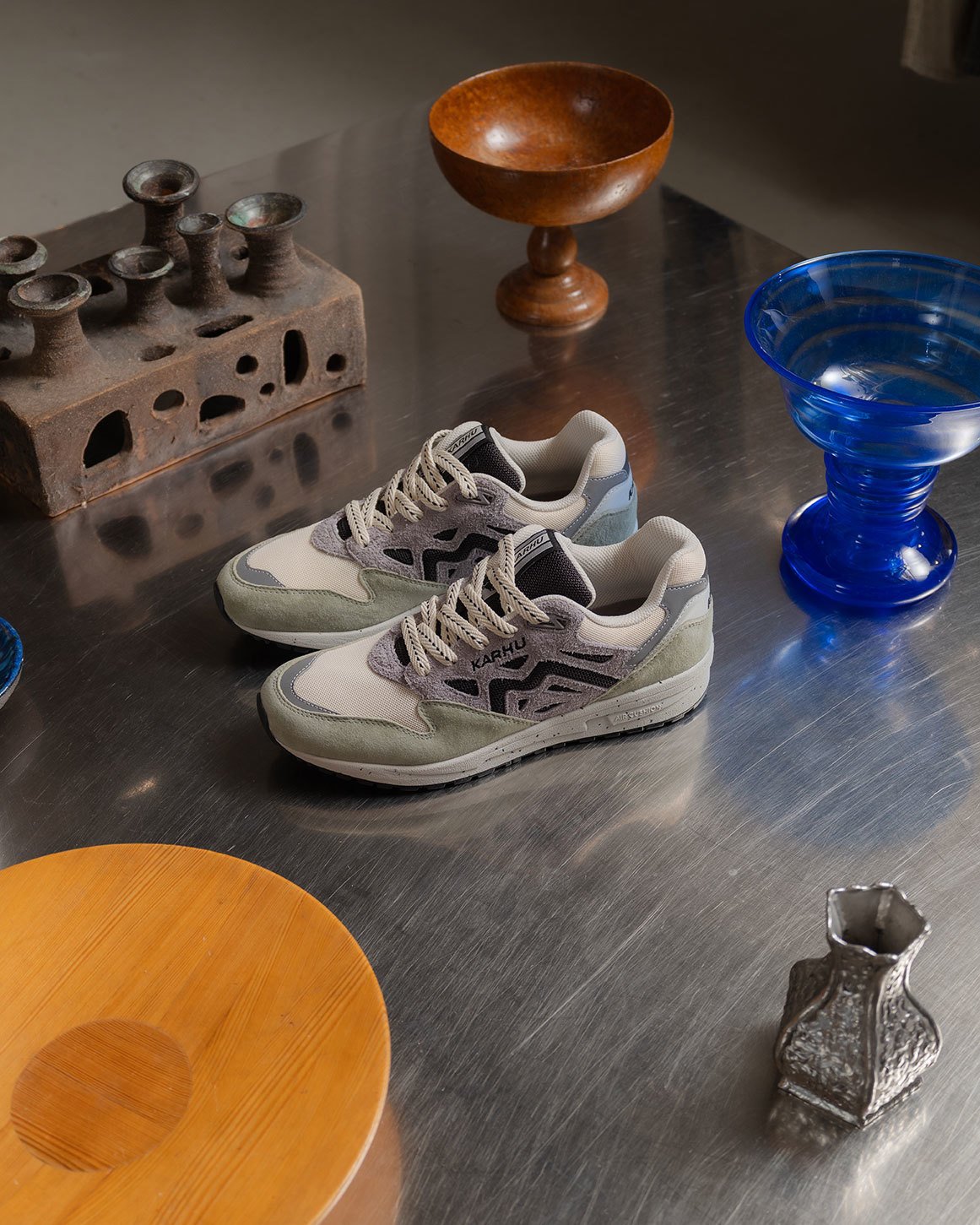 LEGACY 96 - TEA / JET BLACK